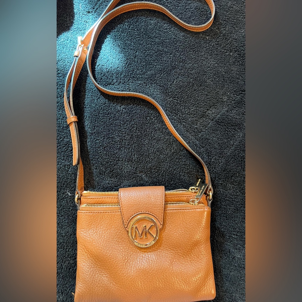 MK Wallet Bag